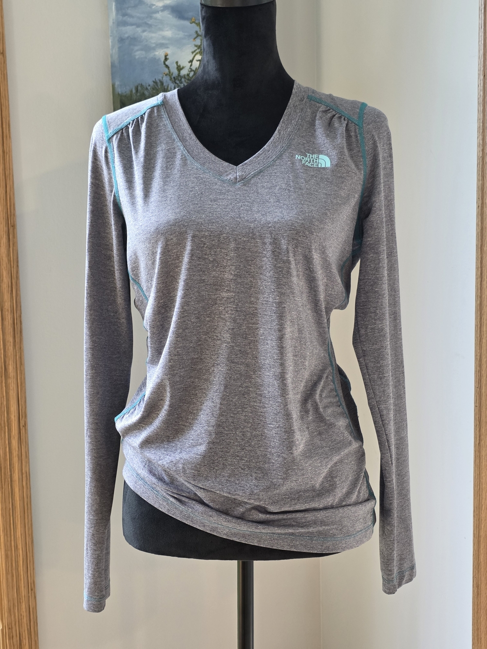 The North Face V-Neck Long- Sleeve Performance Top- Women's Size Medium
